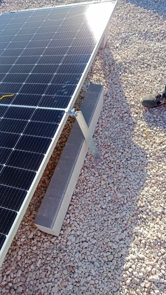 sistema anti pandeo en instalación fotovoltaica en Mazarrón