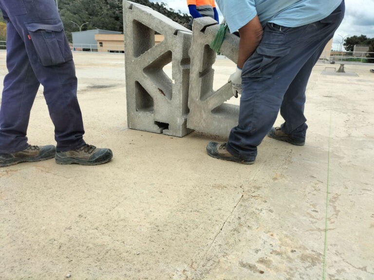 Soportes de hormigón de 25 grados para huerto solar en Mallorca-25